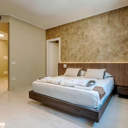 Velasca Tower Apartments Milan Exterior photo