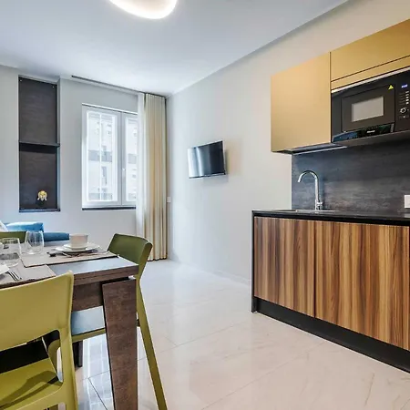 Velasca Tower Apartments Milan Exterior photo