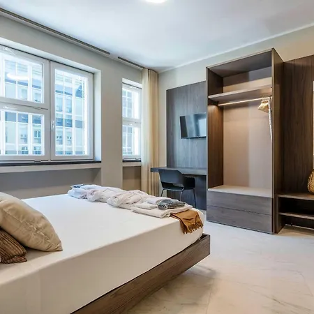 Velasca Tower Apartments Milan Exterior photo